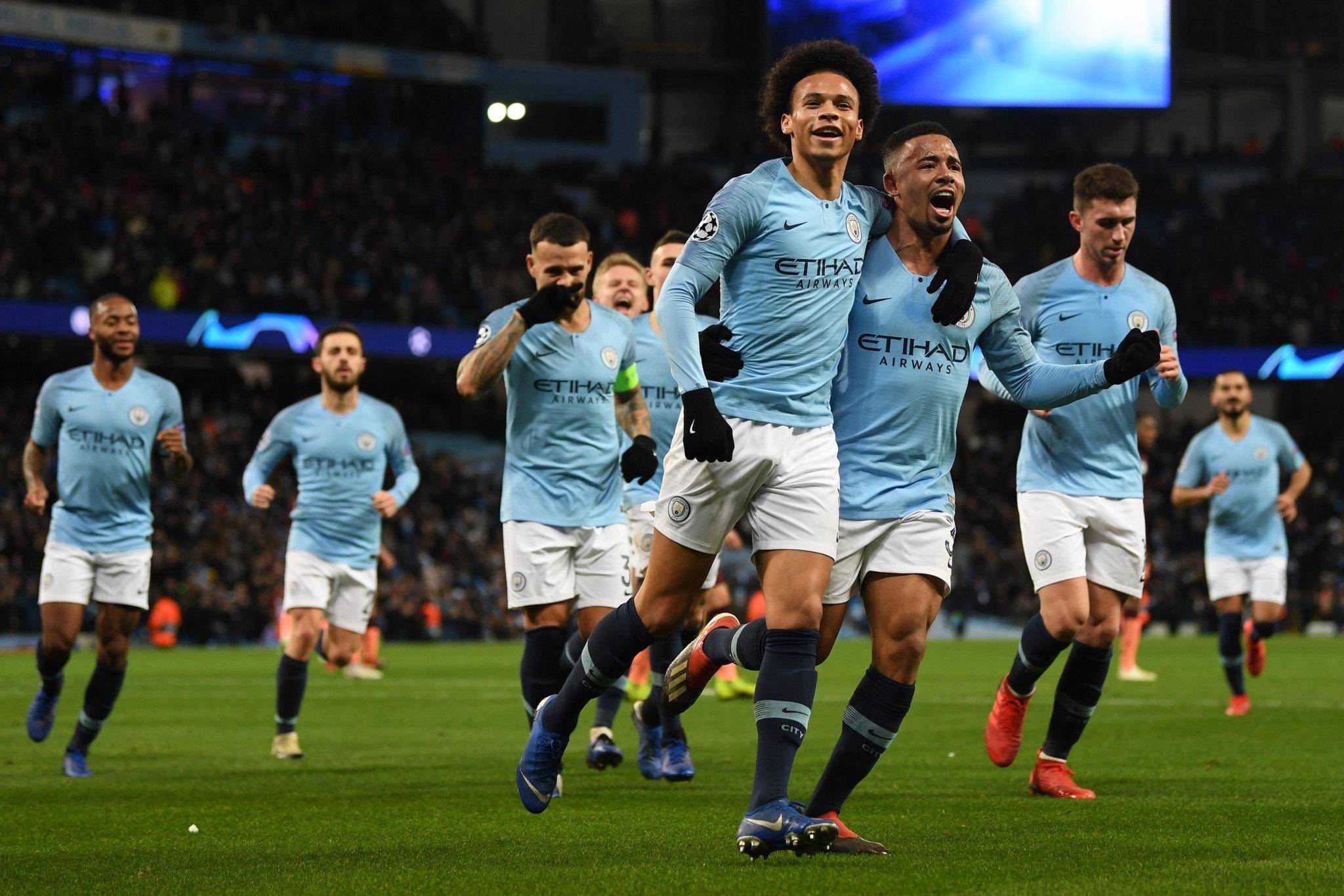 再加上年轻 再加上年轻